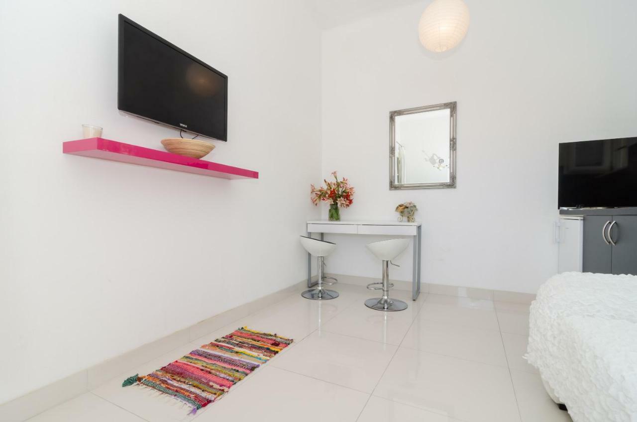 Apartment Entre Les Jardins Ragusa Esterno foto